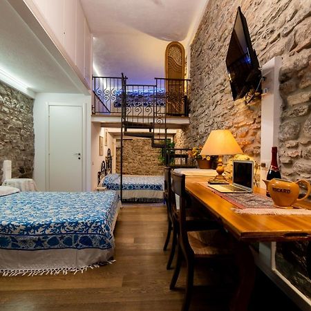 Via Mazzini - Francamaria Rooms Vernazza Exterior photo