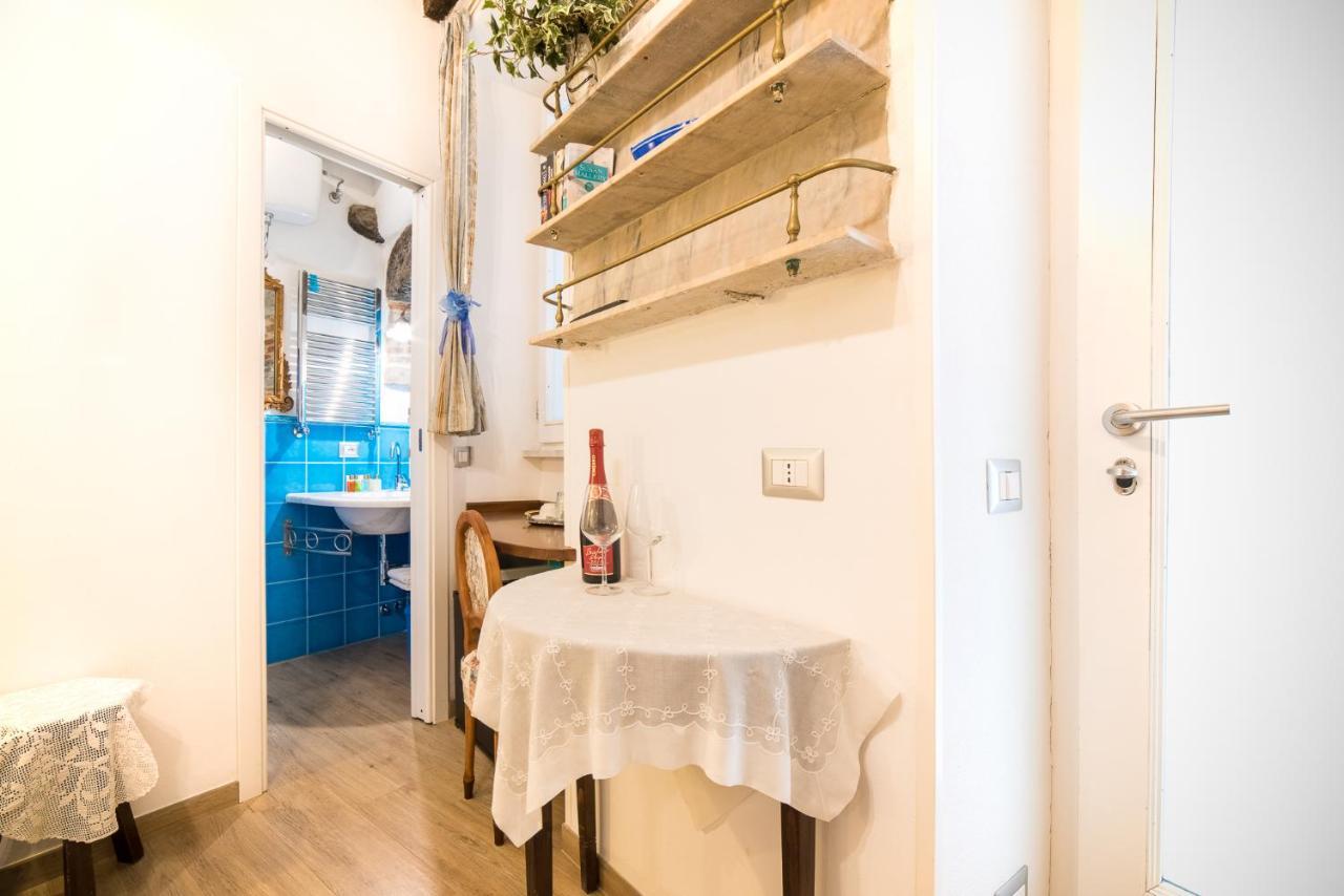Via Mazzini - Francamaria Rooms Vernazza Exterior photo