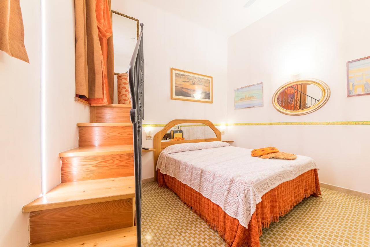 Via Mazzini - Francamaria Rooms Vernazza Exterior photo